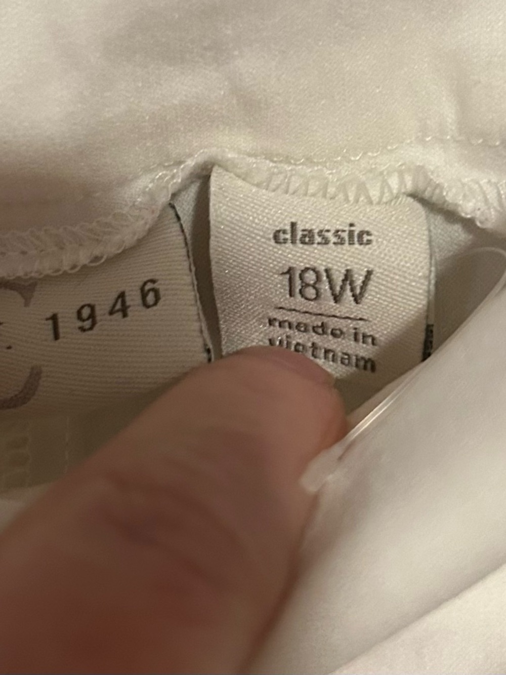 Cato White Stretch Capris with Grommet Hem size 18 W - Picture 3 of 4